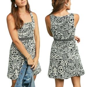 tie halter neck dress ZAPAKA Women Black Tie Dress Halter A Line Sleeveless Ruffled Simple Long Formal Dress, Black White / US14 main image 1